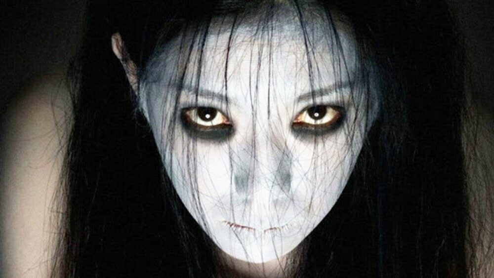 Nằm mơ thấy ma có ý nghĩa gì? Điềm báo tốt hay xấu? 6 Nằm mơ thấy ma nữ